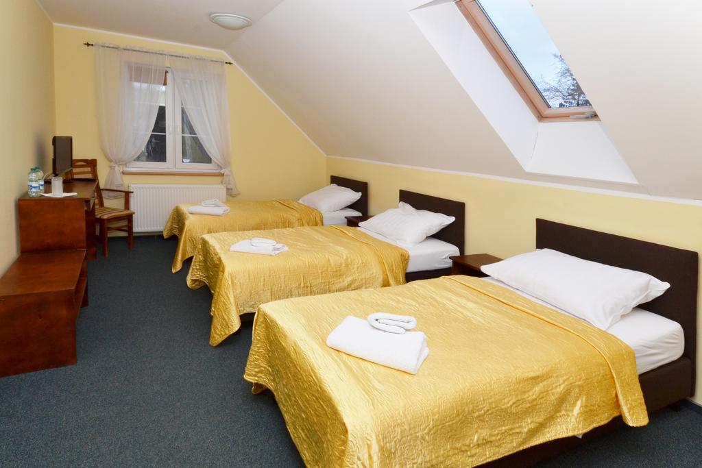 Pawlakowa Zagroda Otel Grabiny-Zameczek Oda fotoğraf