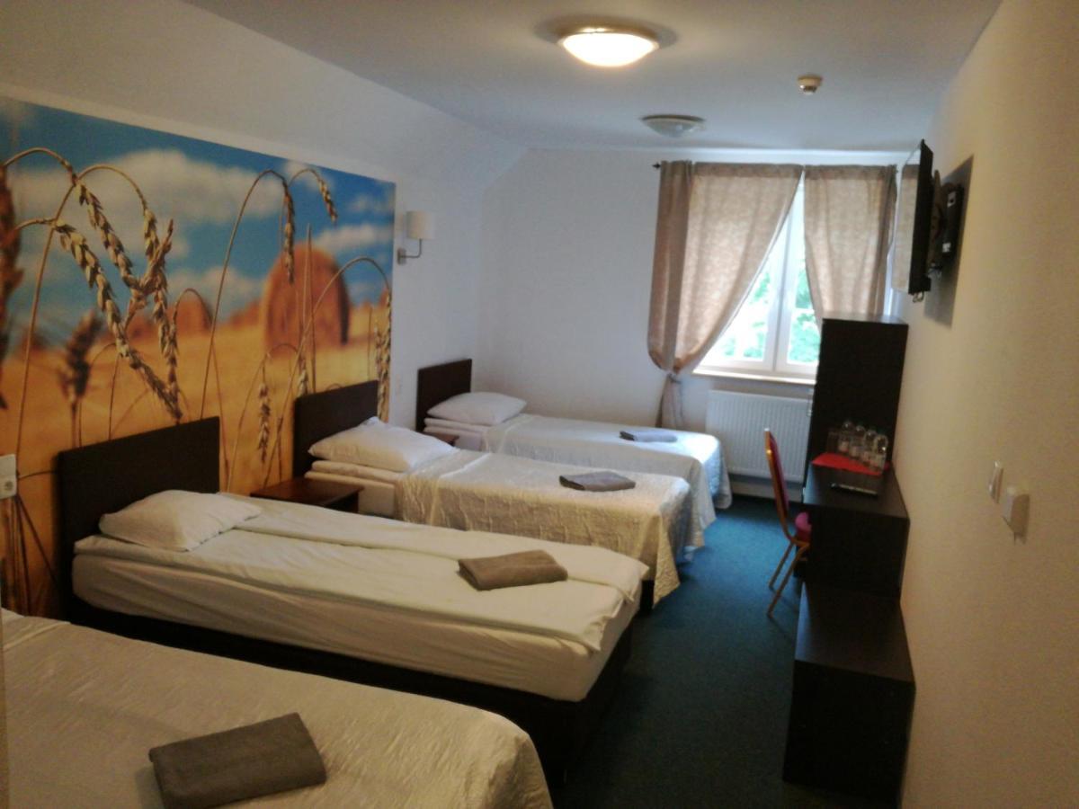 Pawlakowa Zagroda Otel Grabiny-Zameczek Dış mekan fotoğraf